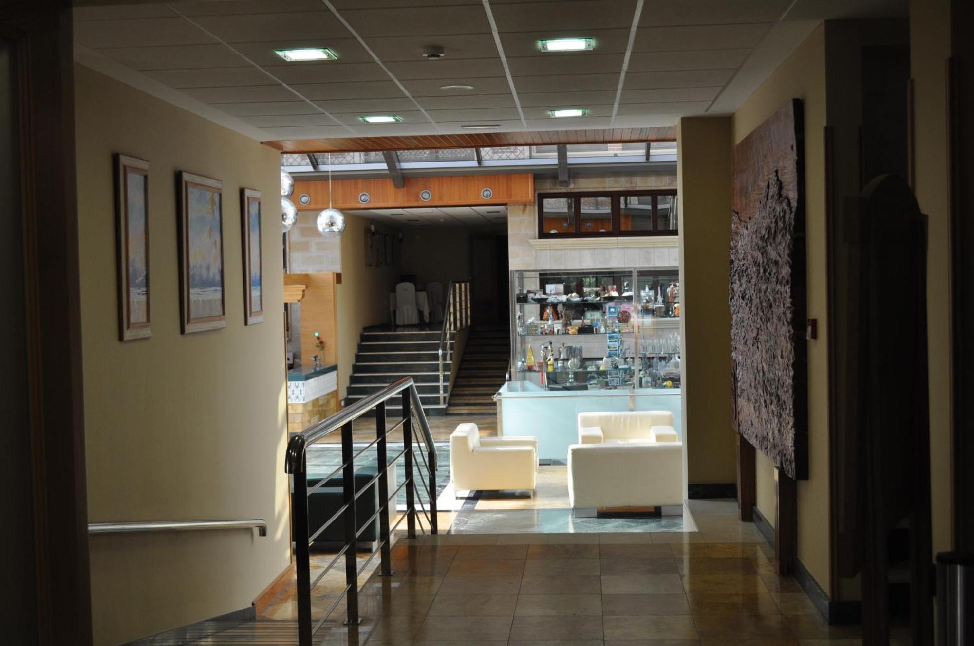 Gran Hotel Liber & Spa Playa Golf Noja Kültér fotó