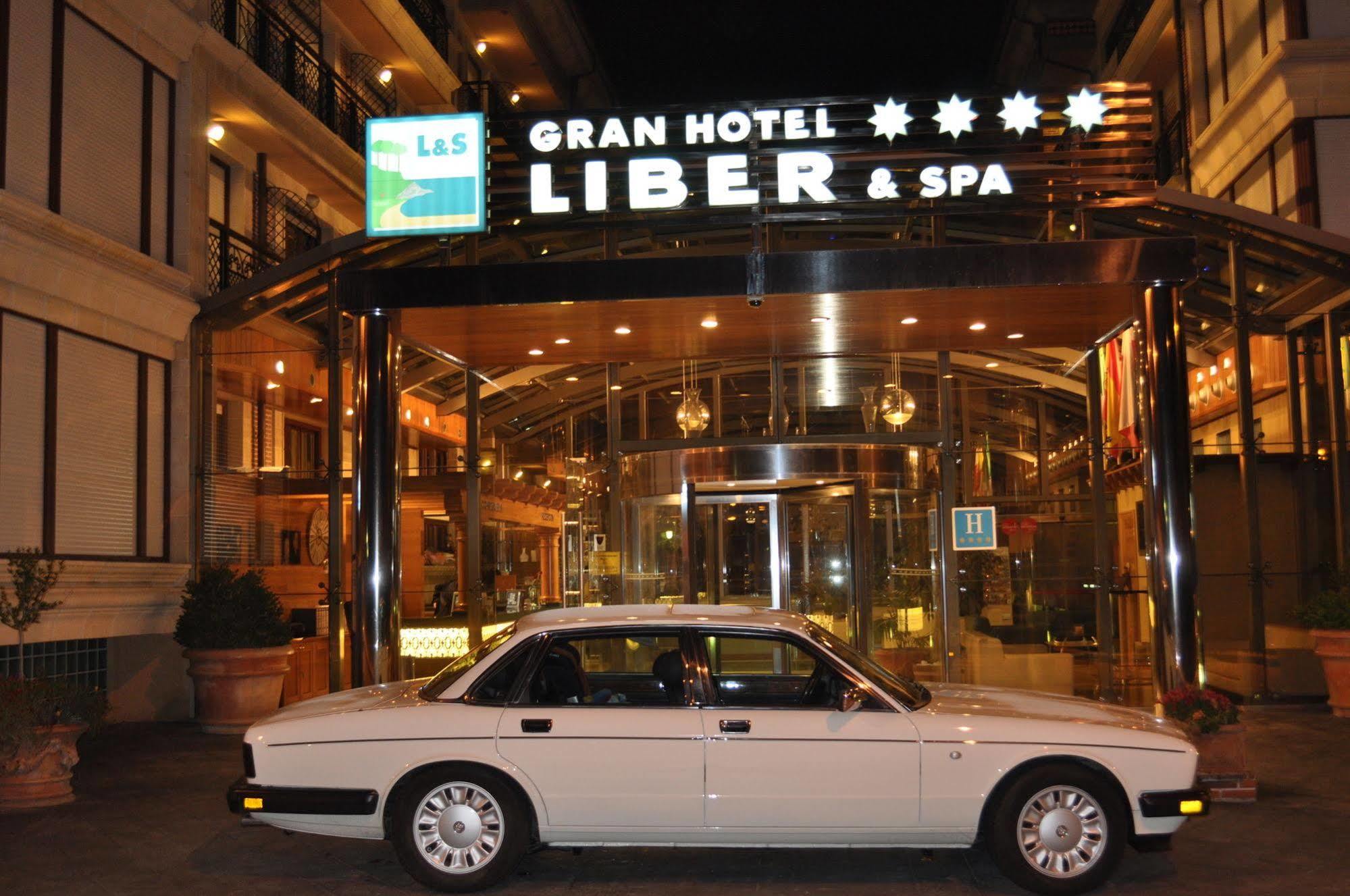 Gran Hotel Liber & Spa Playa Golf Noja Kültér fotó